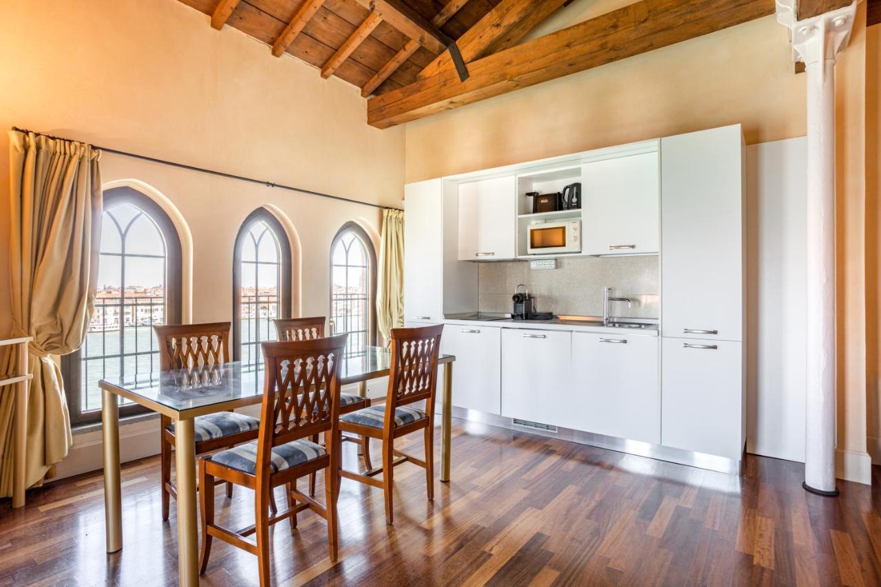 Molino Stucky Residence Suites II Венеция Екстериор снимка